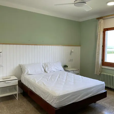 Casa De Vacaciones: A/a, Wifi, Barbacoa, Gran Jardin, Parking, Deporte - - Es-89-140 * Sant Pere Pescador